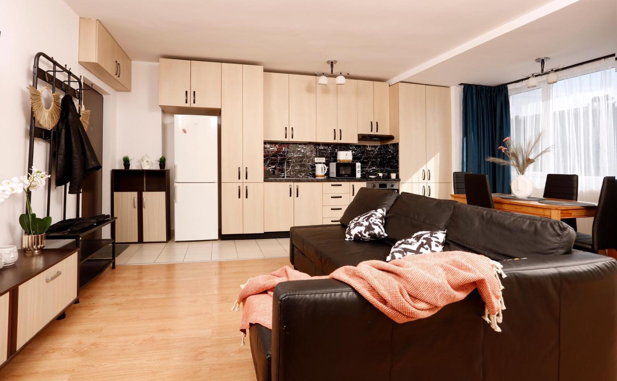 Enchanting Retreat - Historic Old Town - Pet-Friendly Haven - Steps From Unirii Bukarest Exterior foto
